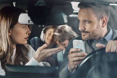 wide telling her husnad to not use the phone while driving